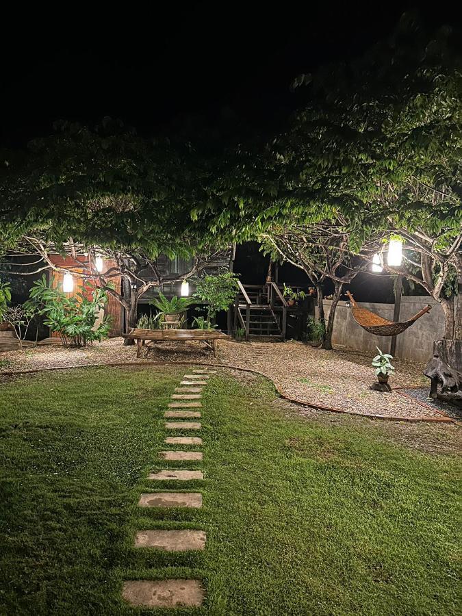The Legend Homestay. Mae Ai Ngoại thất bức ảnh