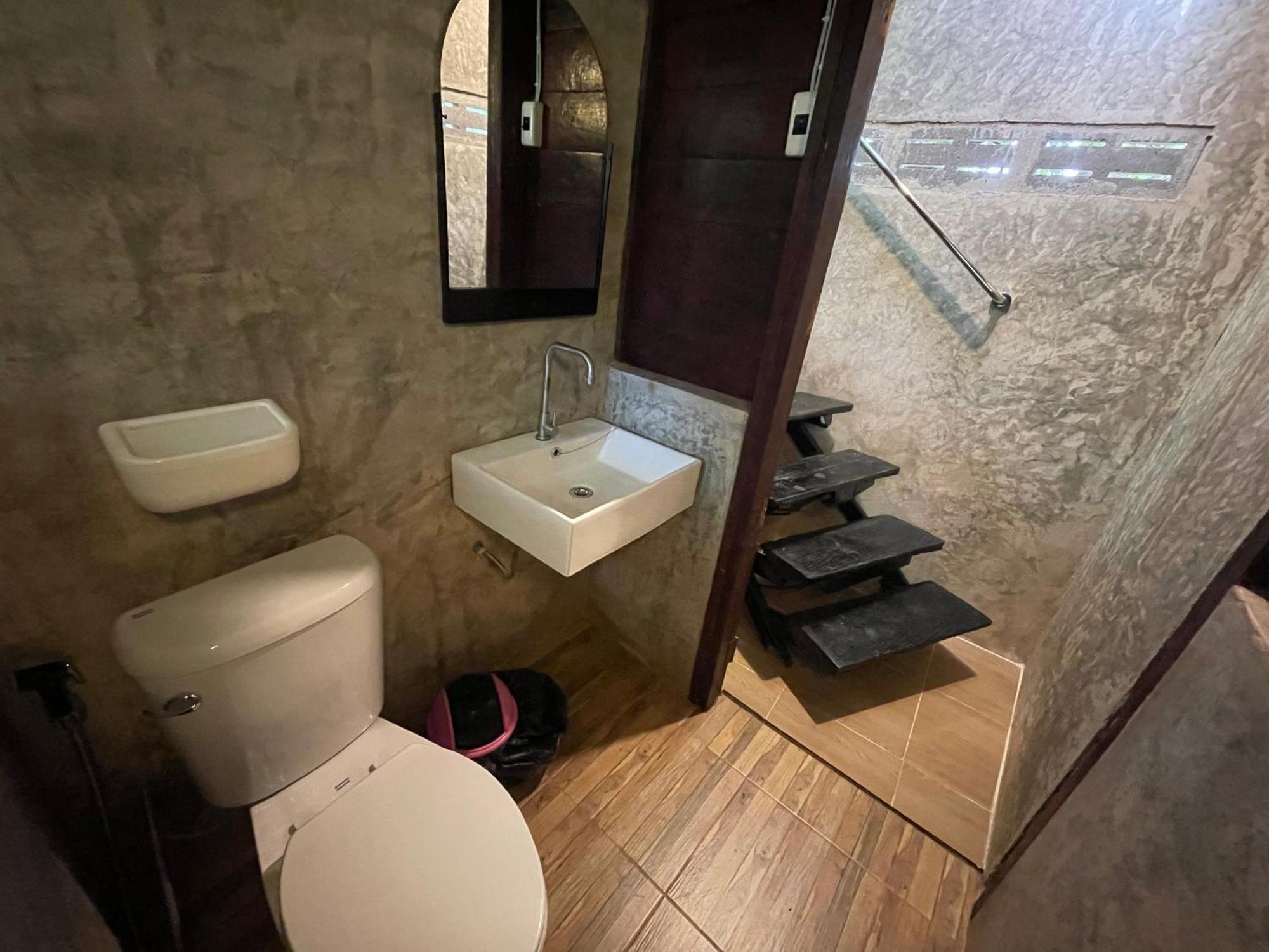 The Legend Homestay. Mae Ai Ngoại thất bức ảnh