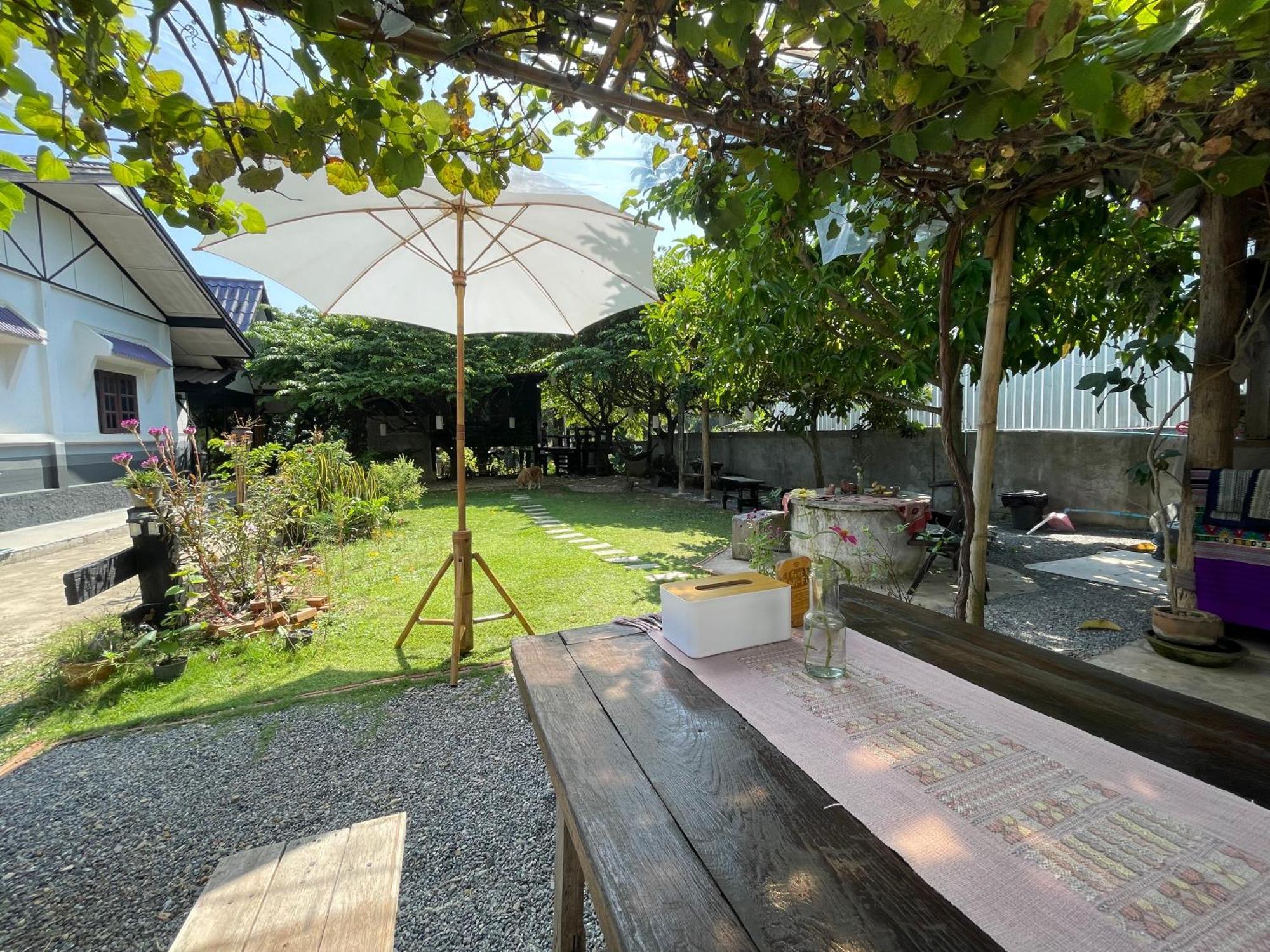 The Legend Homestay. Mae Ai Ngoại thất bức ảnh